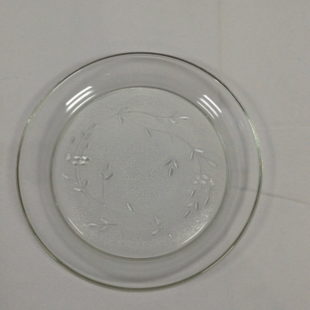 Princess‎ House Vintage Crystal 6" Small Plate w/textured bottom Floral EUC